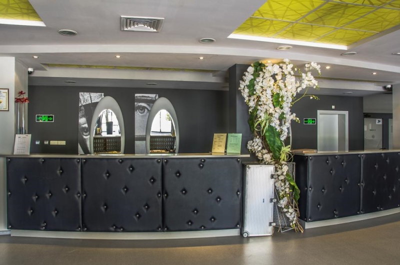 Hotel "Gladiola Star"