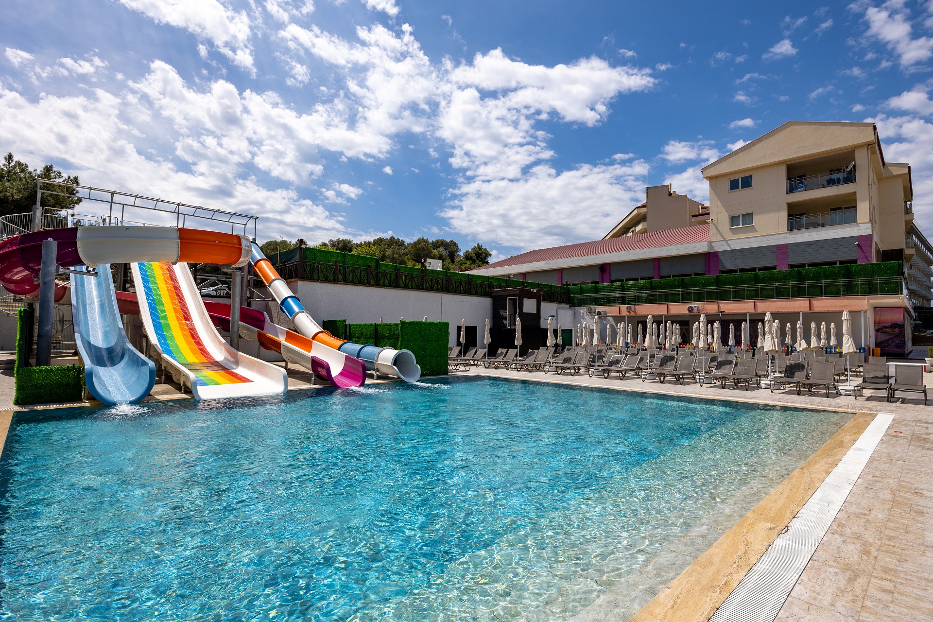 Ramada Resort By Wyndham Kusadasi And Golf