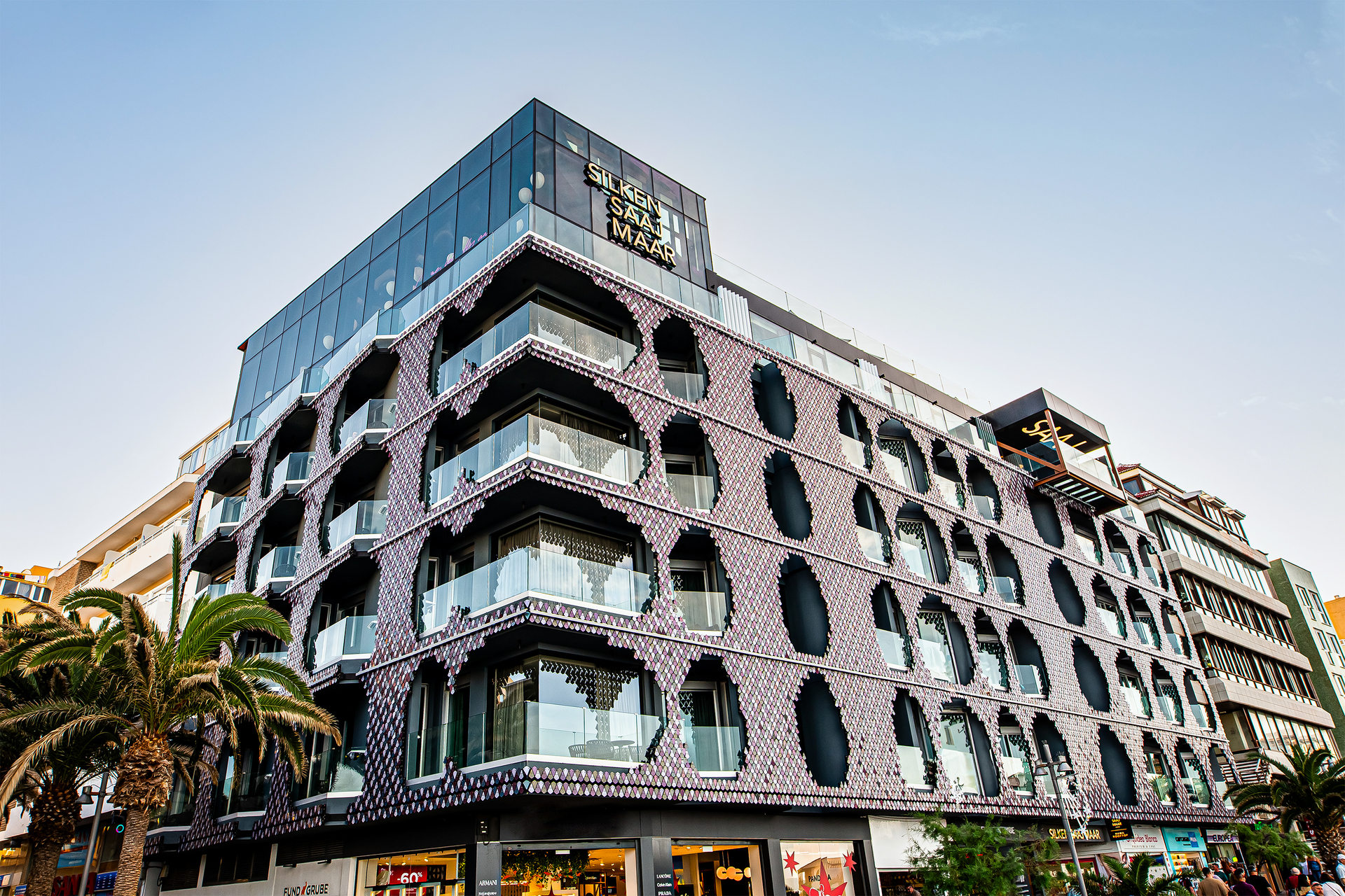 Silken Saaj Maar Adults Only