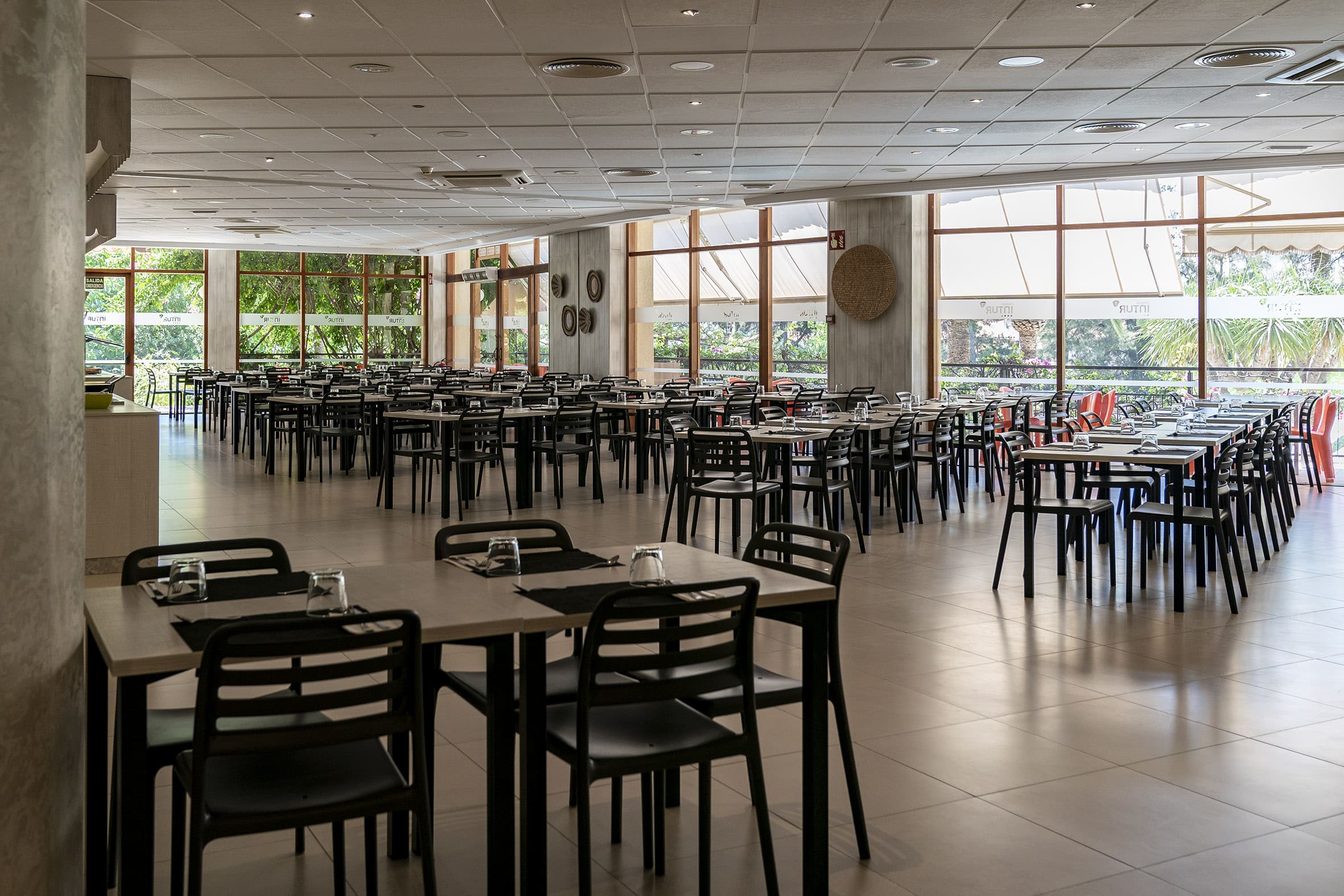 Hotel Intelier Orange