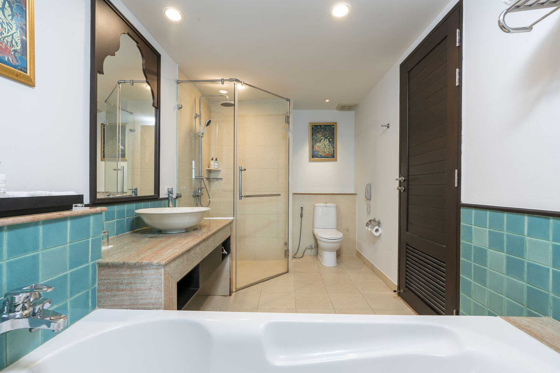 Ravindra Beach Resort  Spa