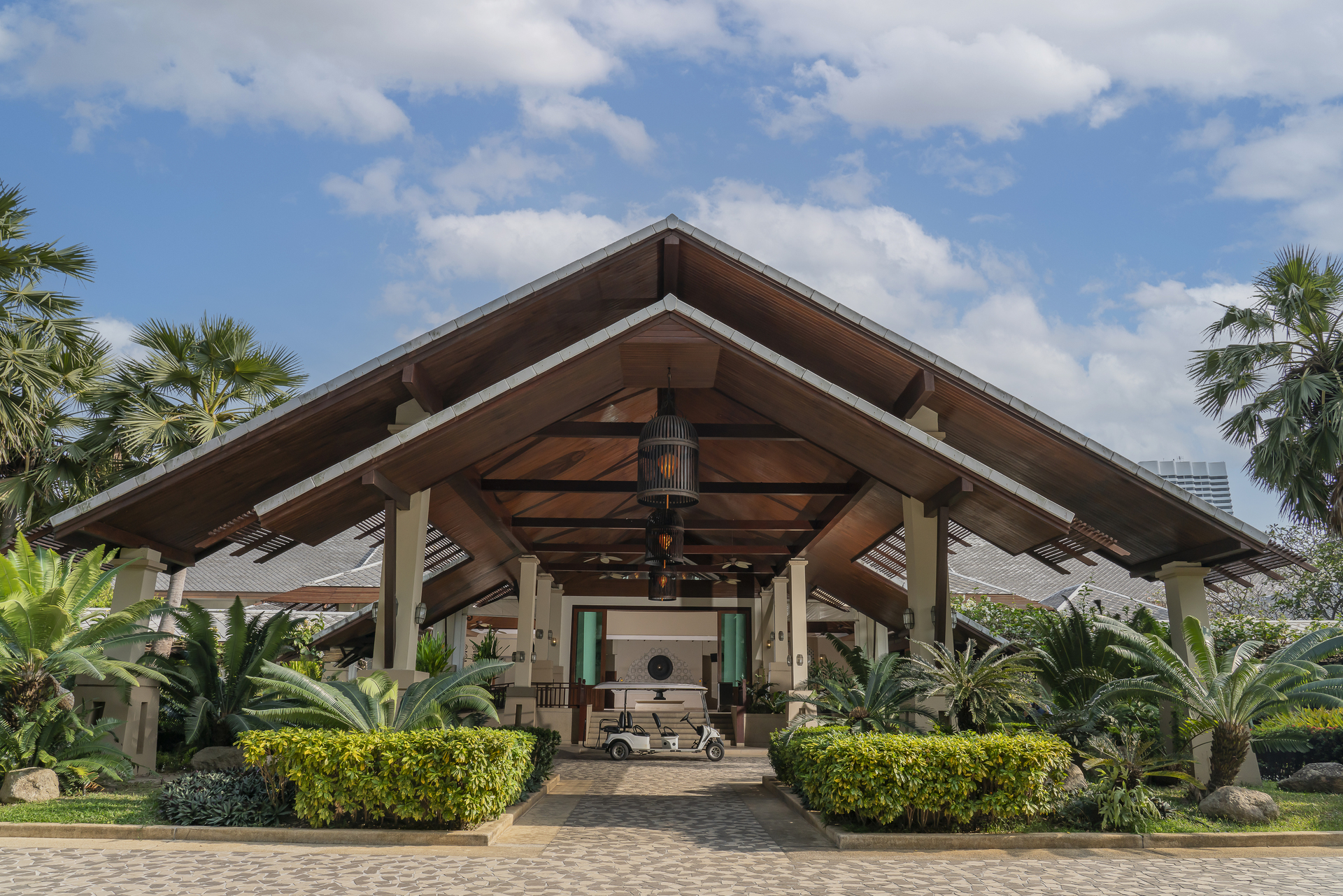 Ravindra Beach Resort  Spa