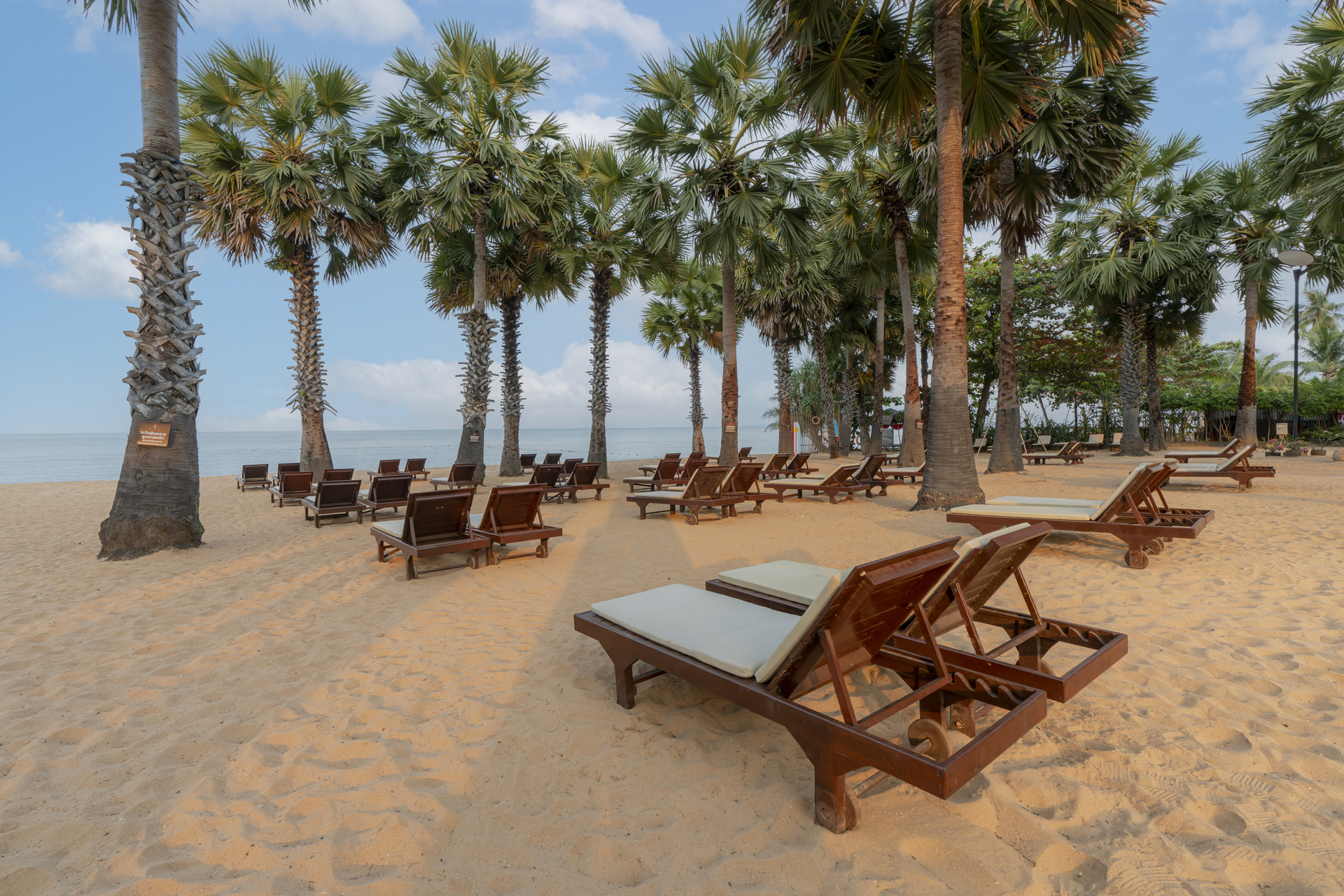 Ravindra Beach Resort  Spa