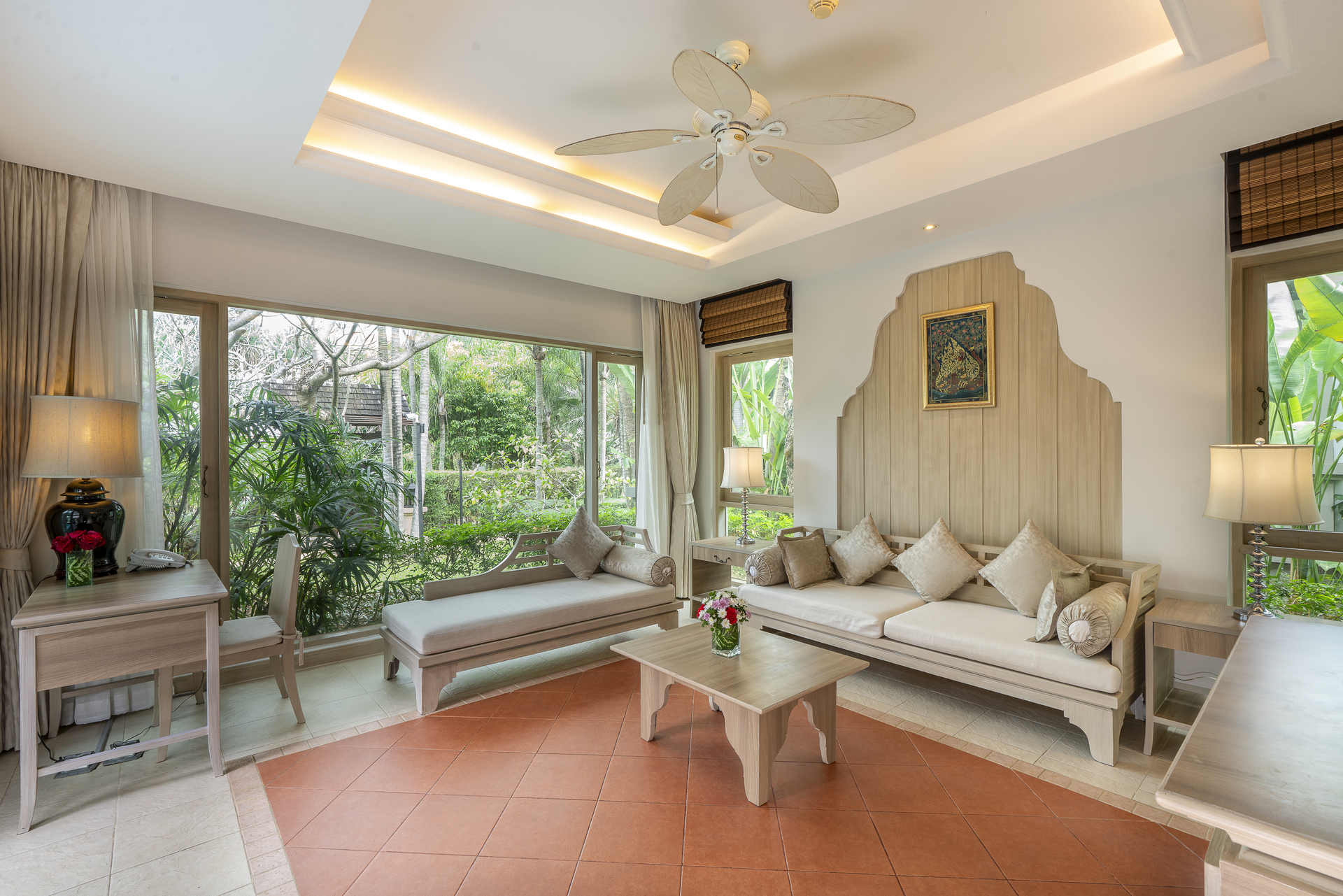 Ravindra Beach Resort  Spa