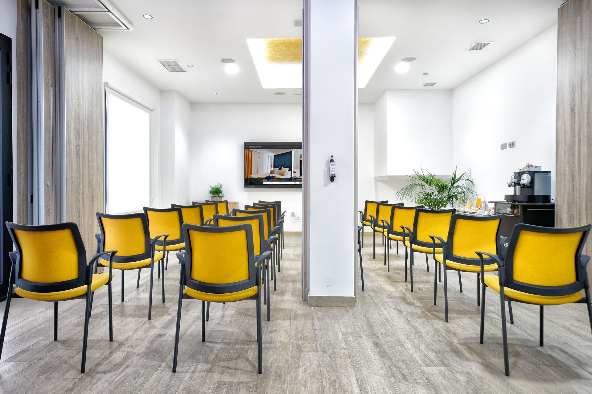 Design Plus Bex Hotel