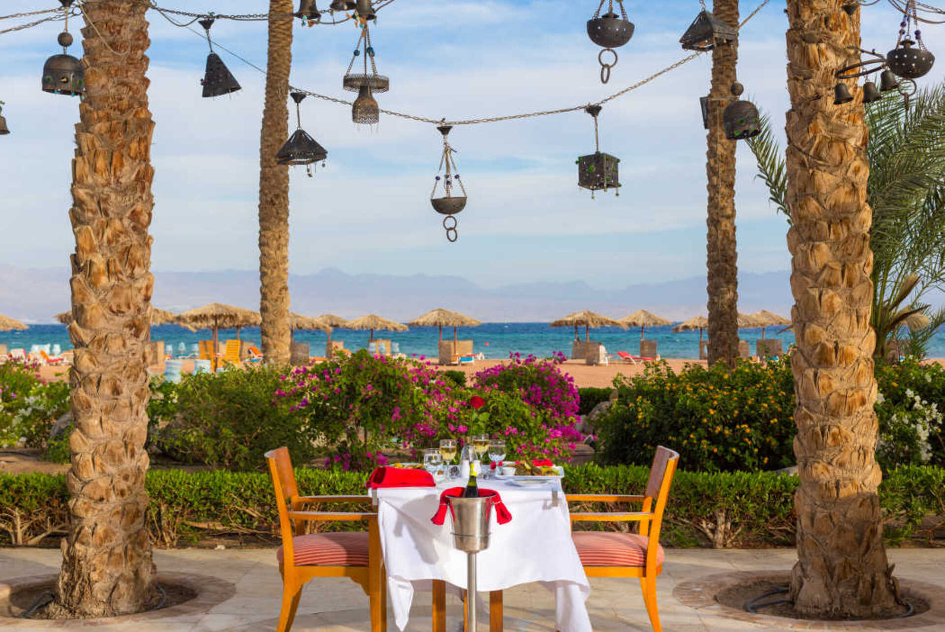 Strand Beach Resort - Alojamientos en TABA