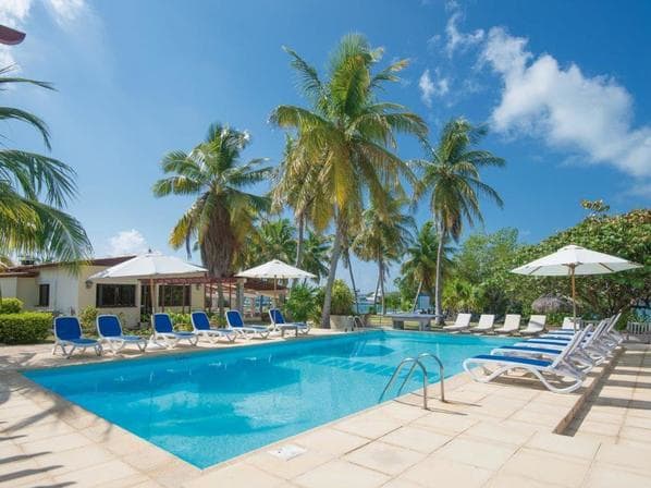 Bella Isla Resort