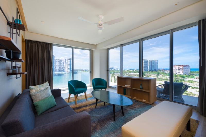 Renaissance Cancun Resort & Marina