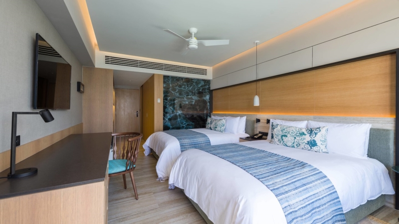 Renaissance Cancun Resort & Marina