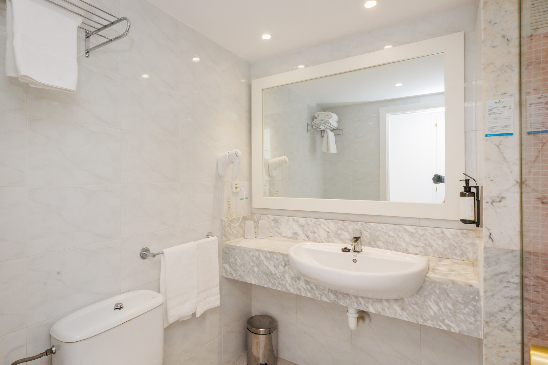 Hotel BelleVue Lagomonte