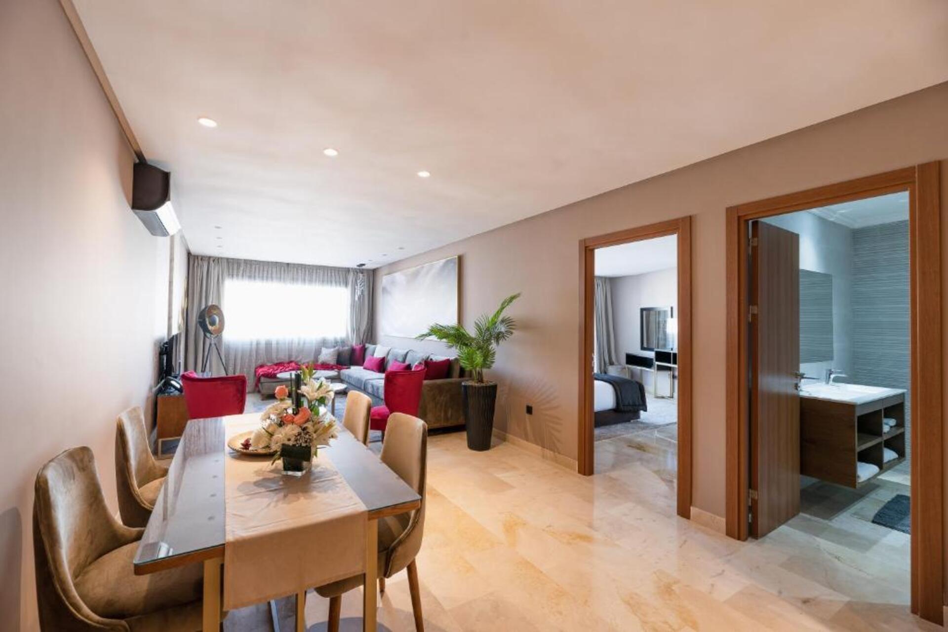 Avenue Suites