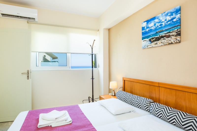 dal travel RADAMANTHYS HOTEL APARTMENTS