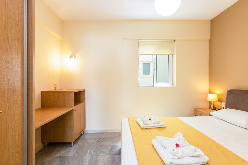 dal travel RADAMANTHYS HOTEL APARTMENTS