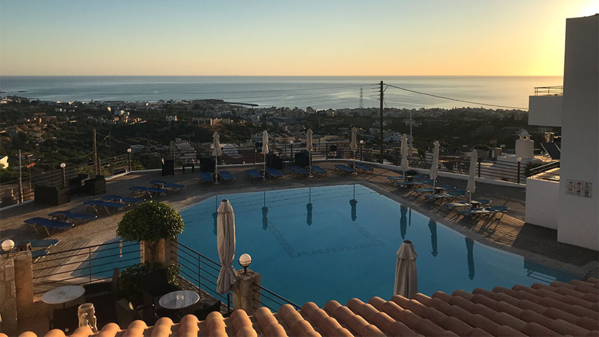 AMAZONES VILLAGE SUITES 