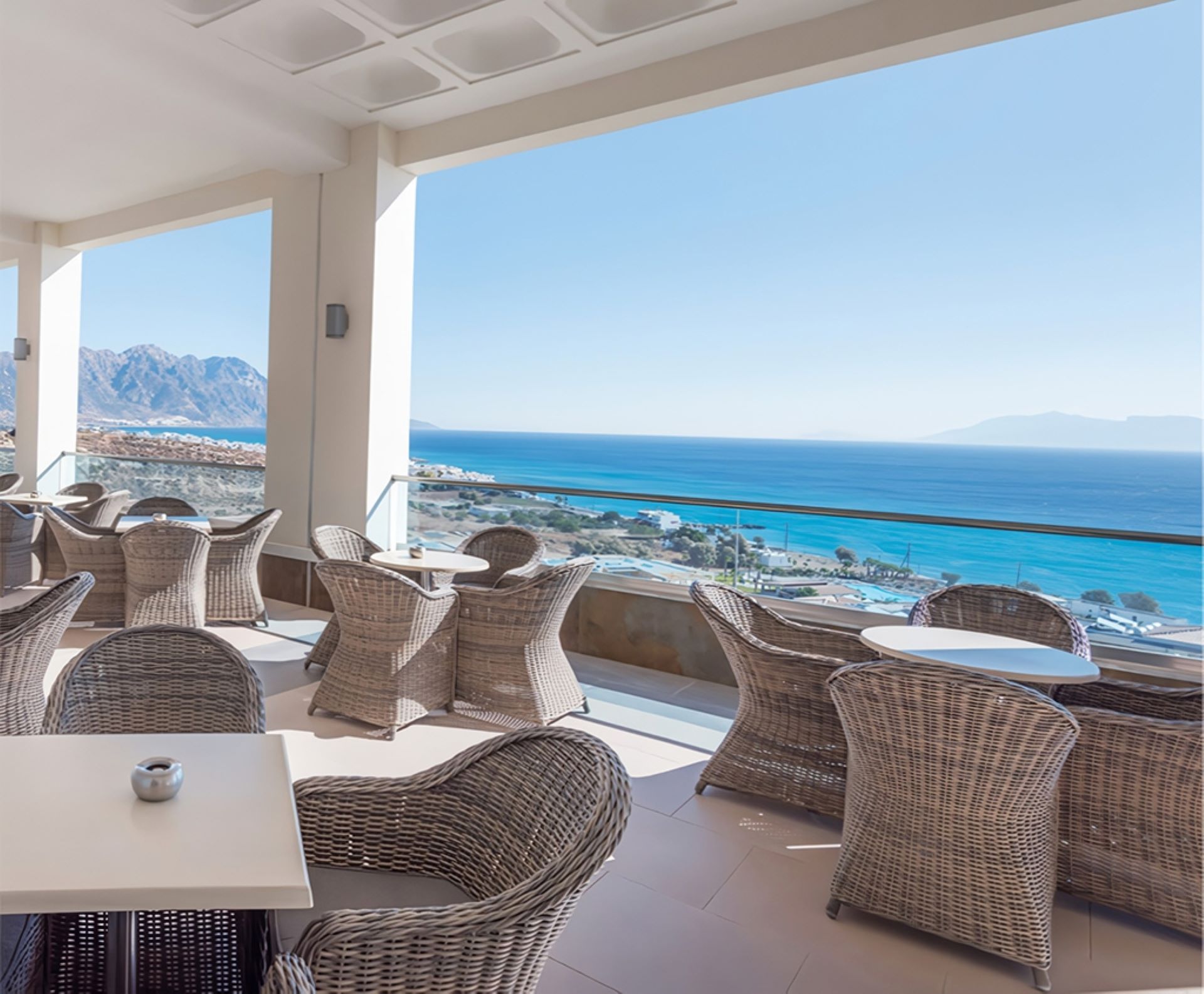 Grand Blue Beach Hotel