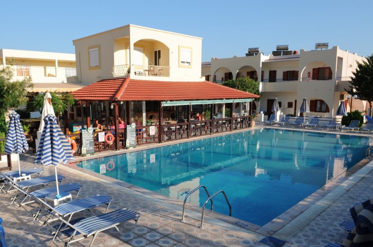 Chrysanthi Hotel - Studio  Apartments