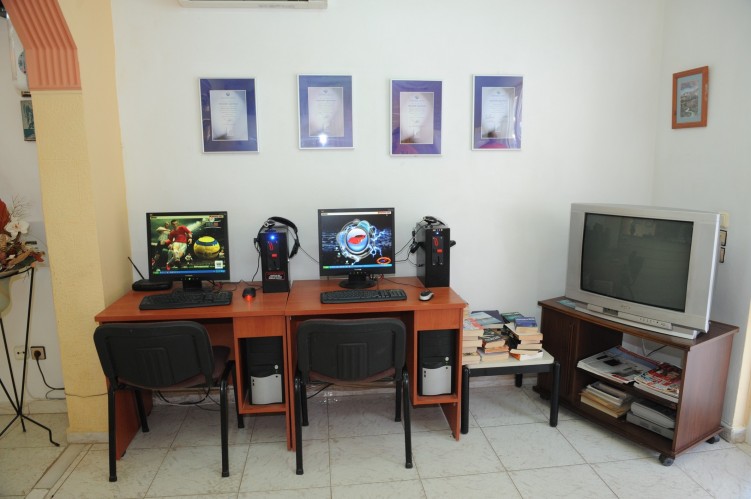 Chrysanthi Hotel - Studio  Apartments