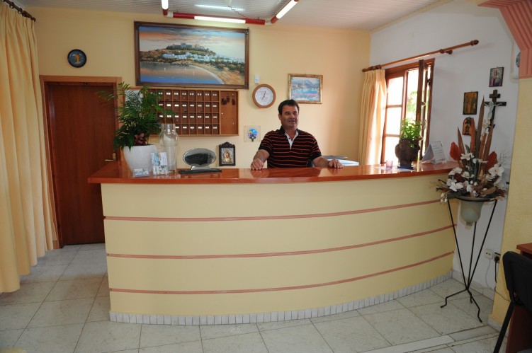 Chrysanthi Hotel - Studio  Apartments