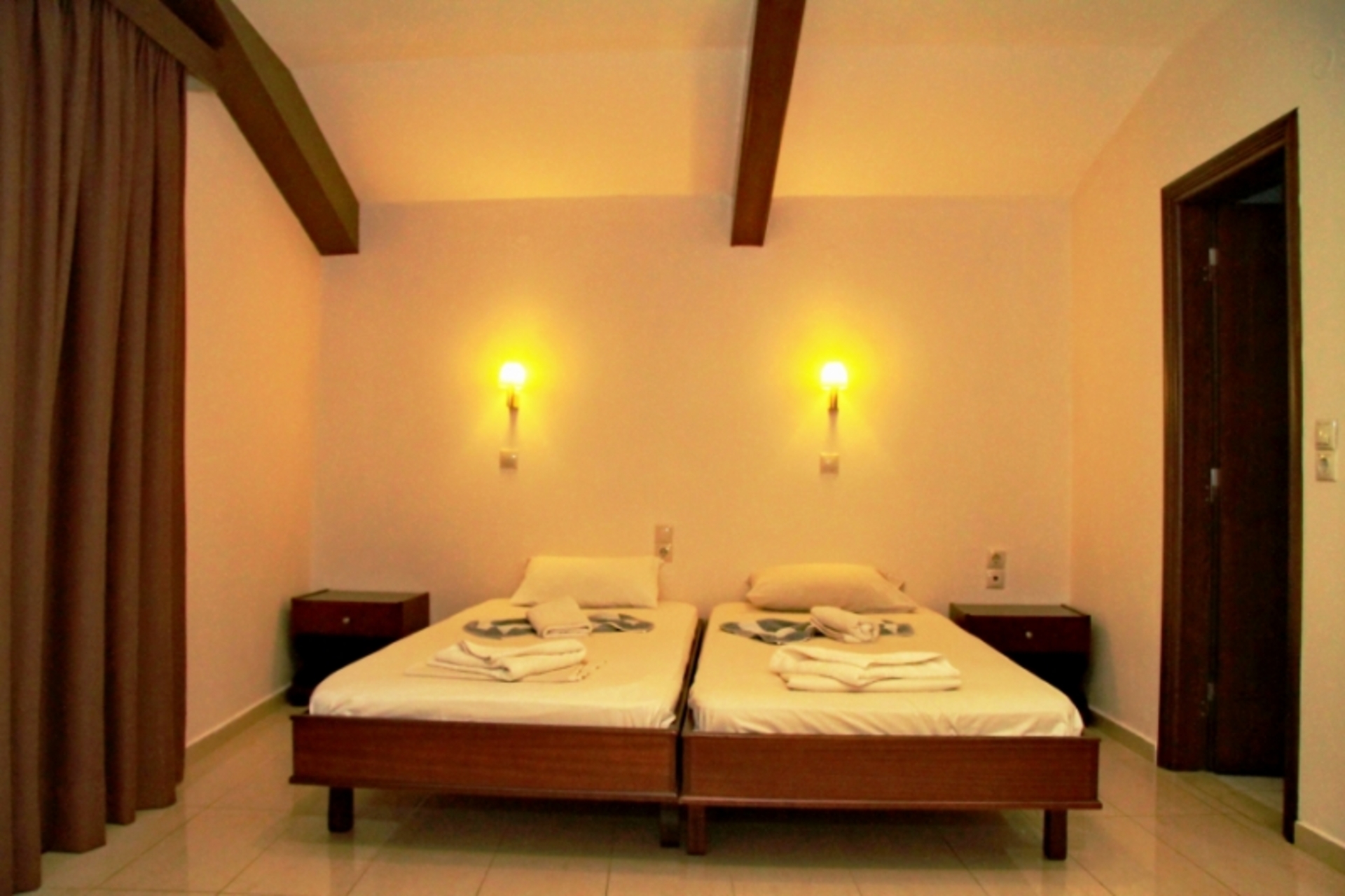 24 Seven Boutique Hotel