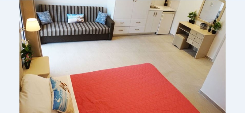 Makis Louvlis Apartments