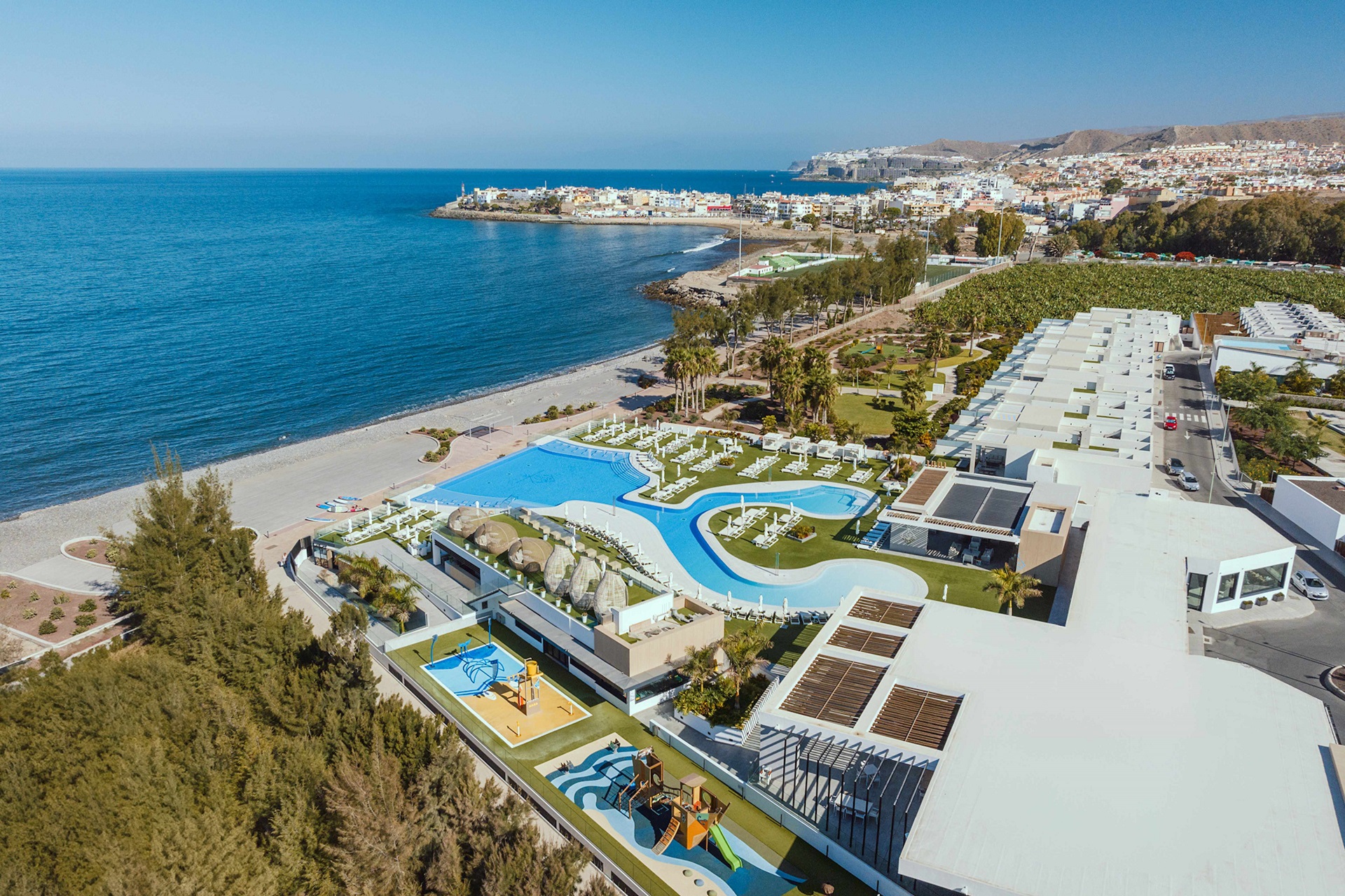 Resort Cordial Santa Agueda & Perchel Beach Club