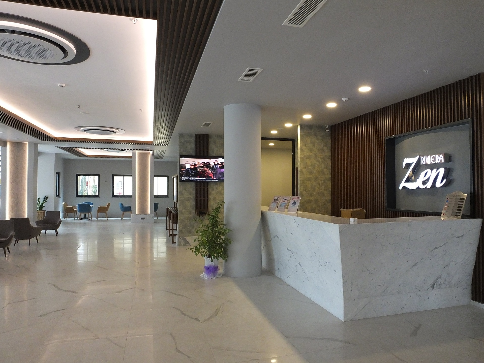 Riviera Zen Hotel