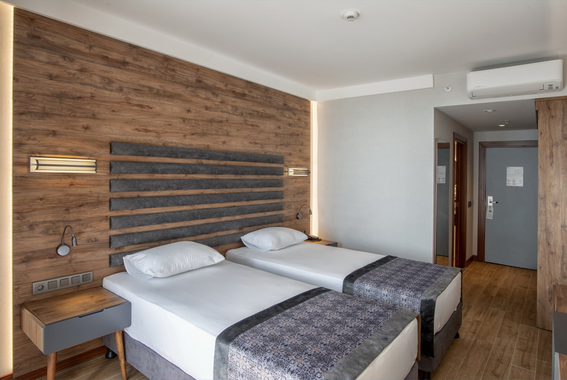 Riviera Zen Hotel