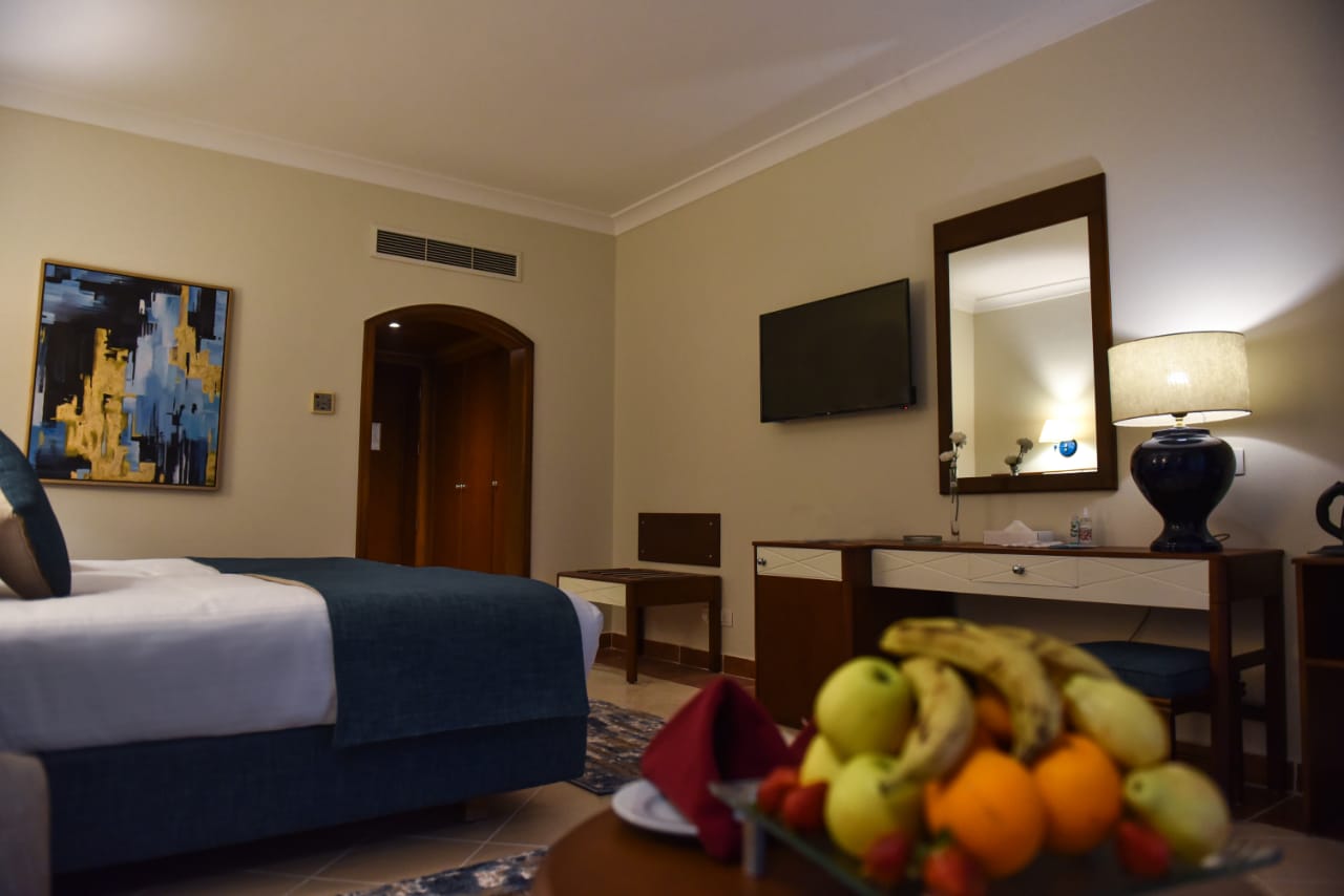 ivy Cyrene Island Hotel