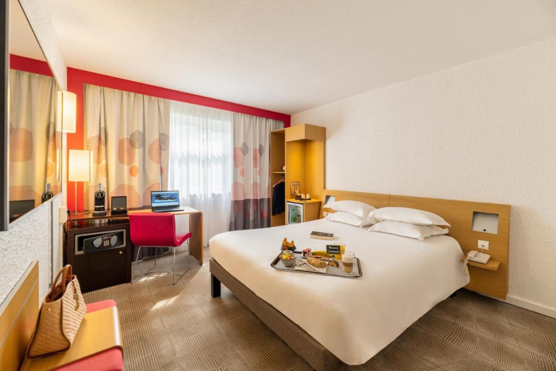 B&B Hotel Lyon Nord 4 étoiles