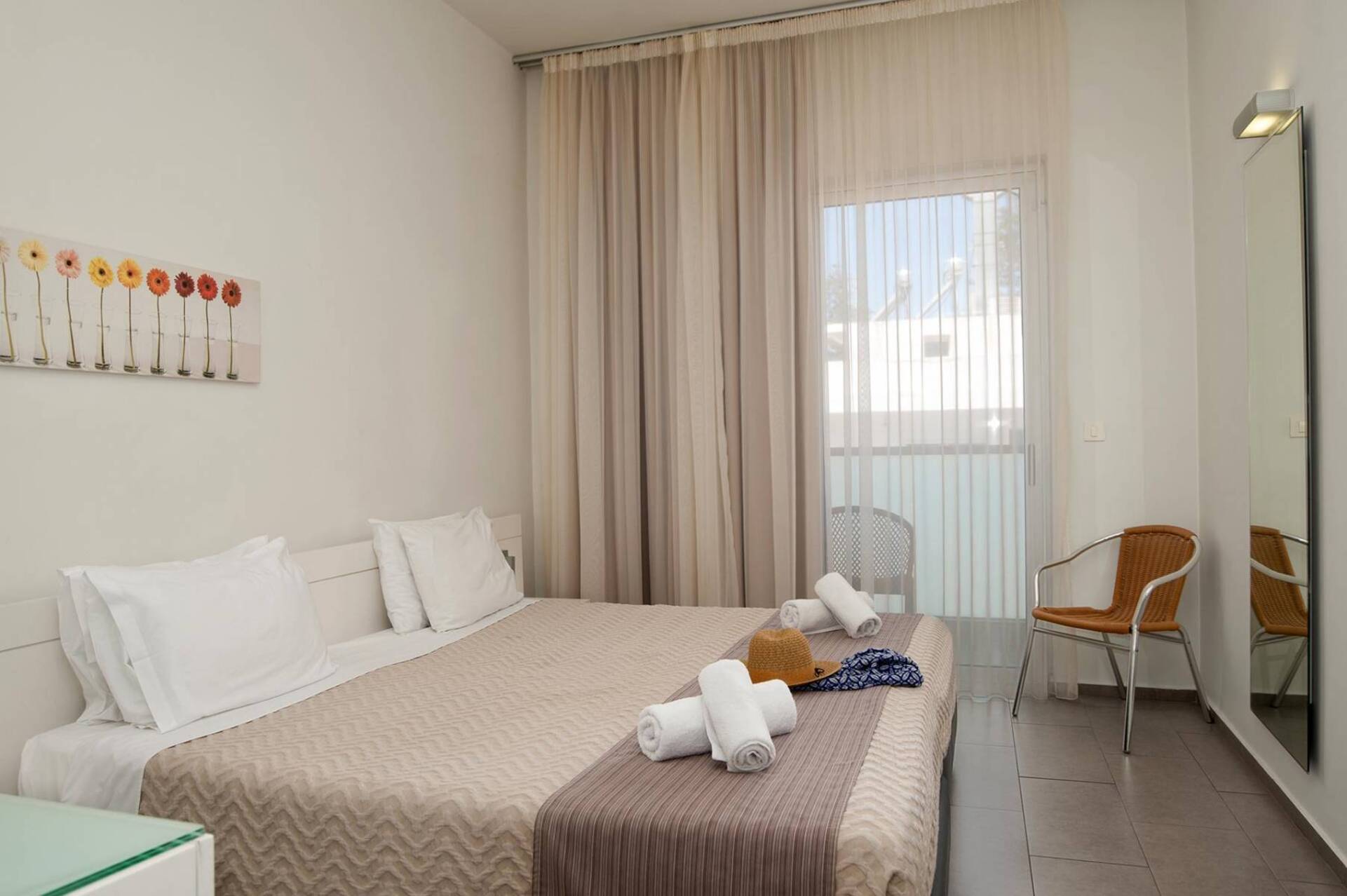 Atlantis City Hotel
