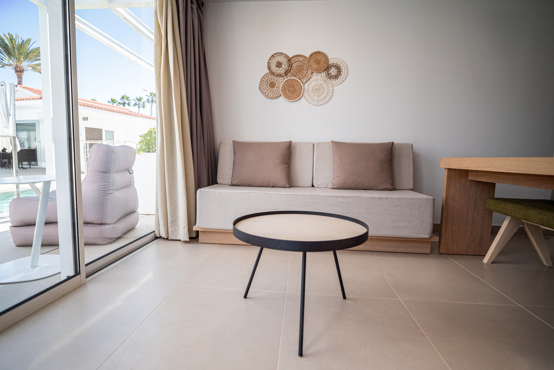 Hotel HL Miraflor Suites
