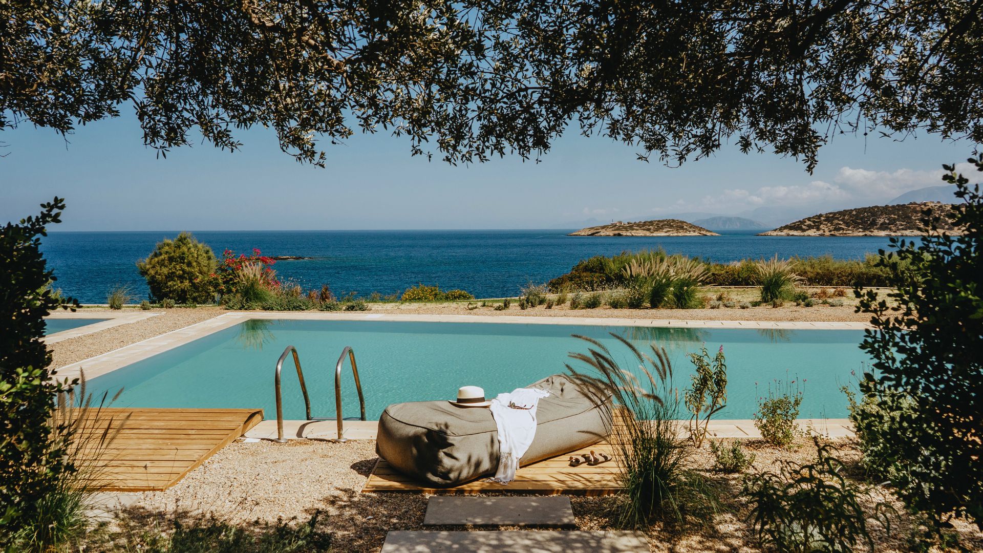 dal travel Minos Palace Hotel  Suites
