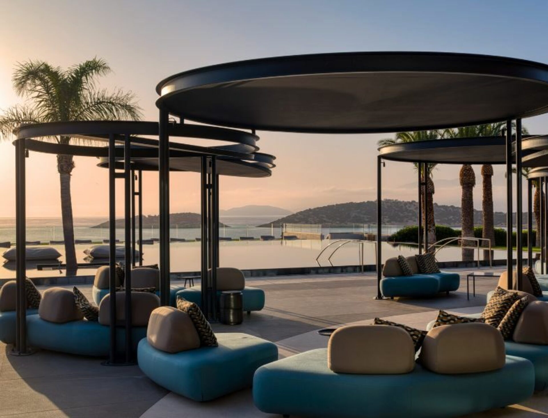 dal travel Minos Palace Hotel  Suites