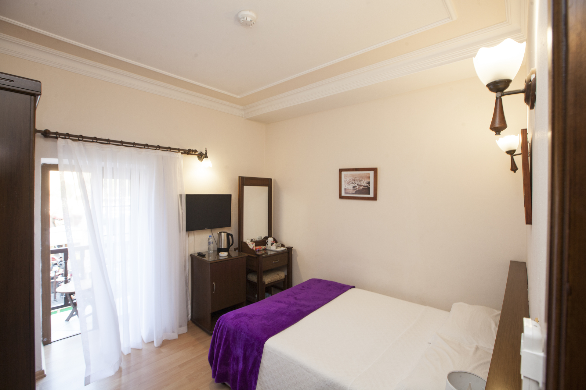 White Pearl Hotel