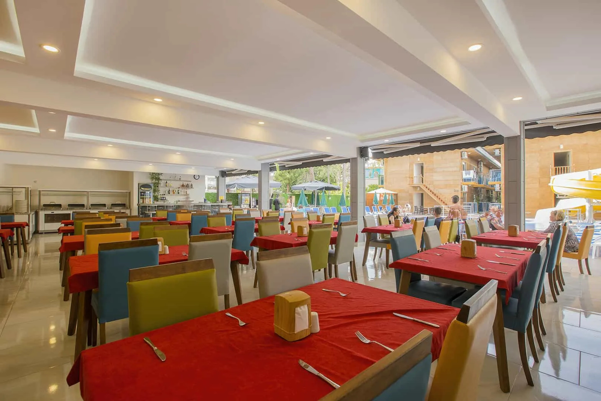 Arsi Enfi City Beach