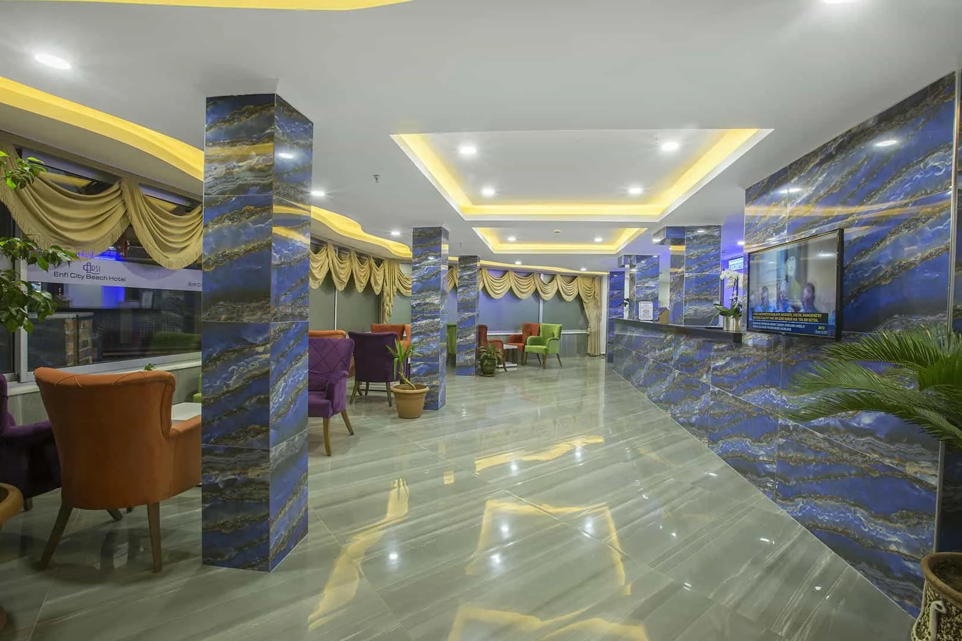 Arsi Enfi City Beach