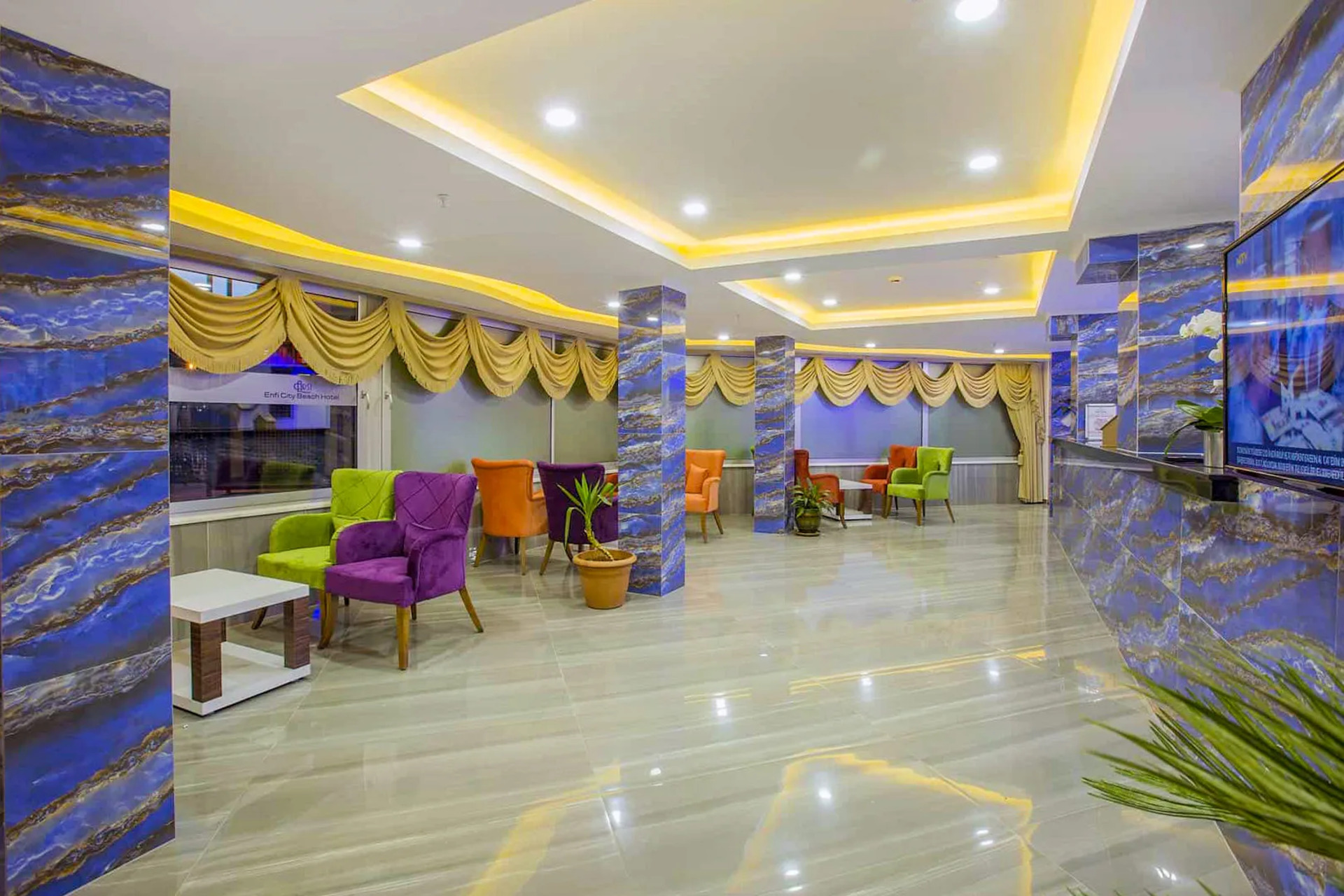 Arsi Enfi City Beach