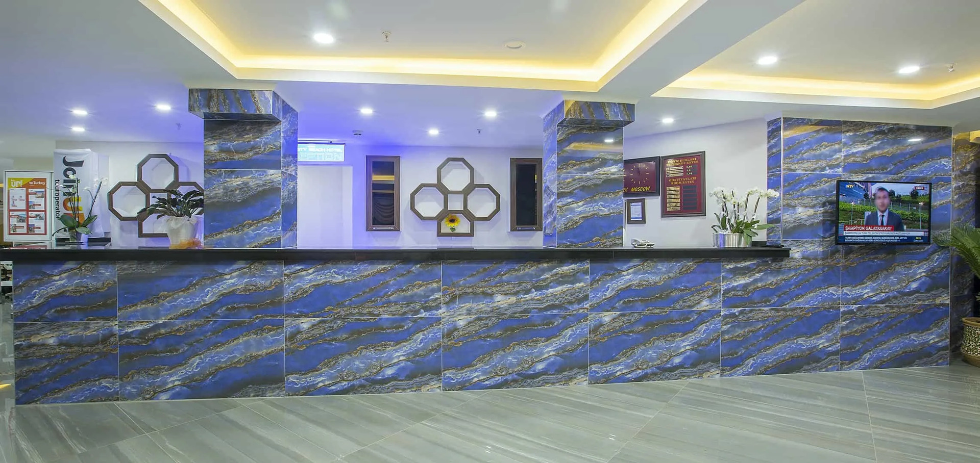 Arsi Enfi City Beach