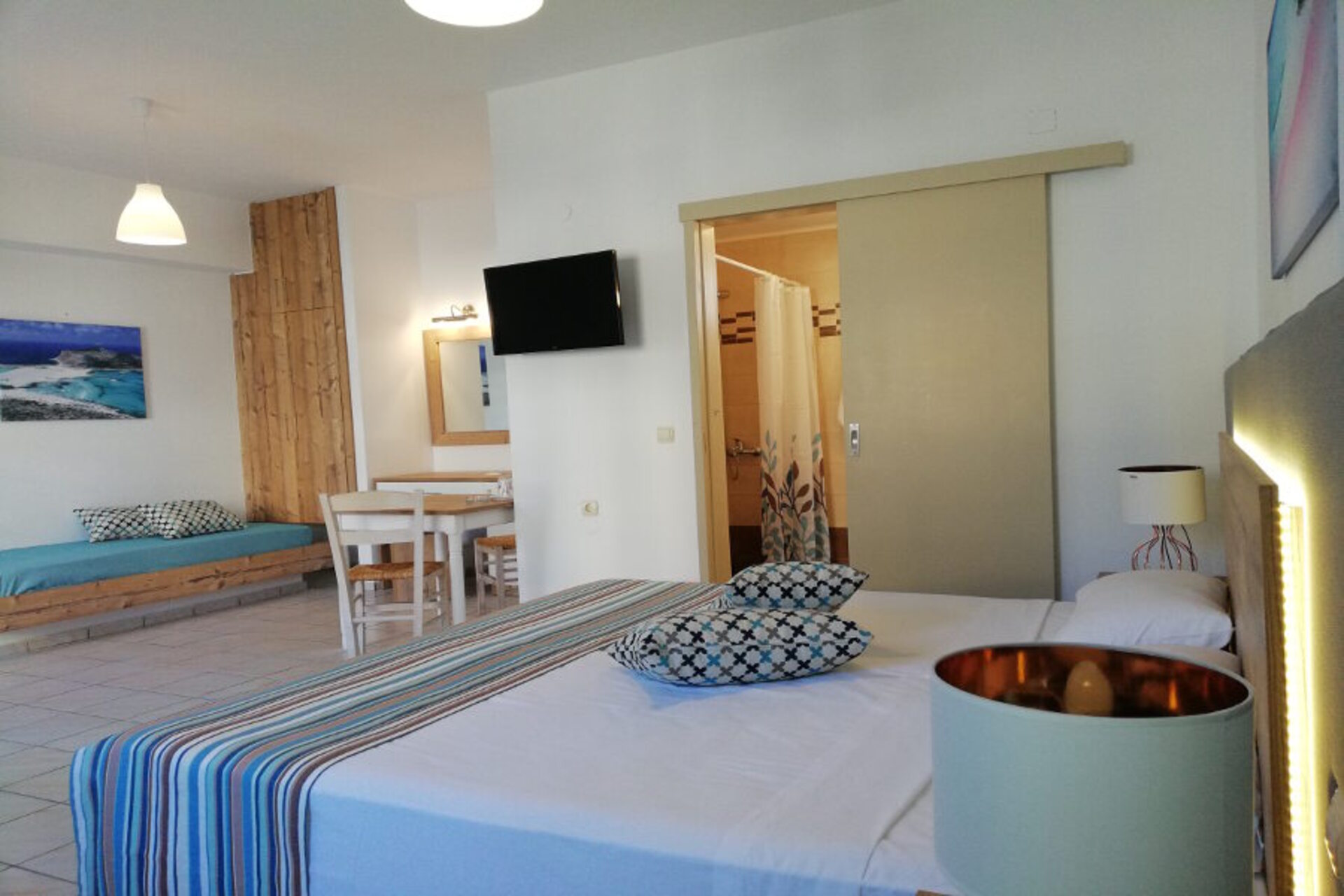 dal travel Almare Beach
