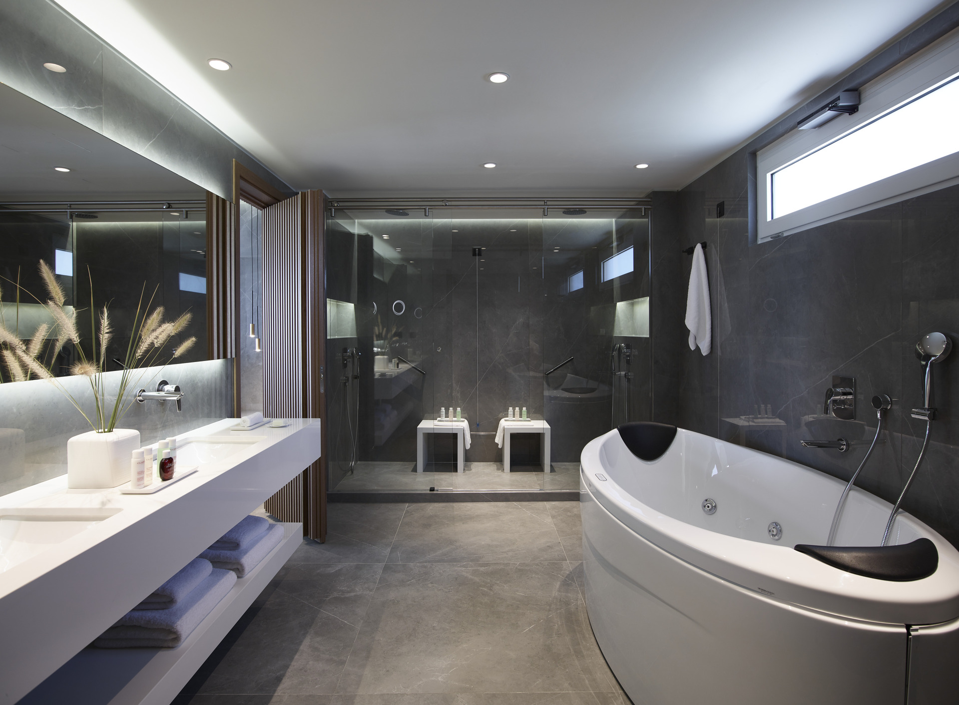 Neptune Hotels - Resort, Convention Centre & Spa