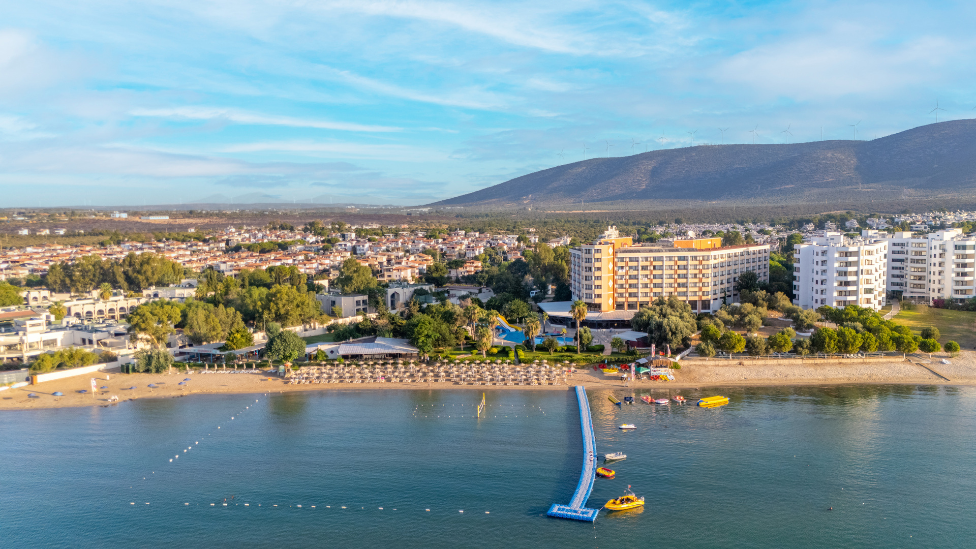 The Holiday Resort Hotel