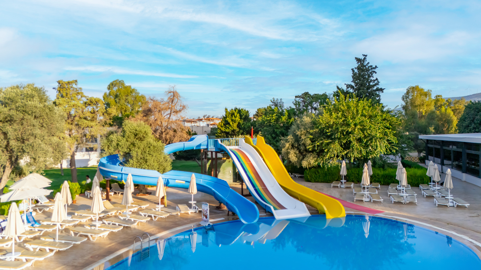 The Holiday Resort Hotel