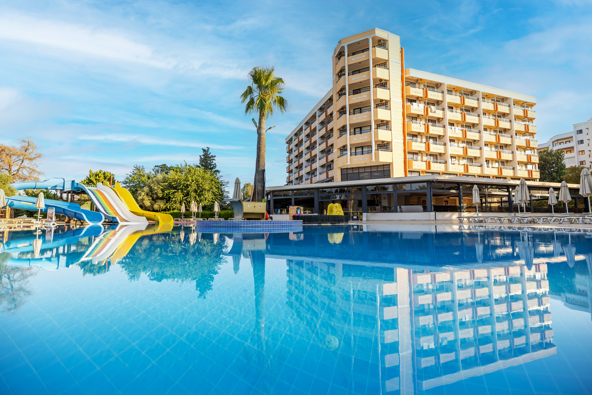 The Holiday Resort Hotel