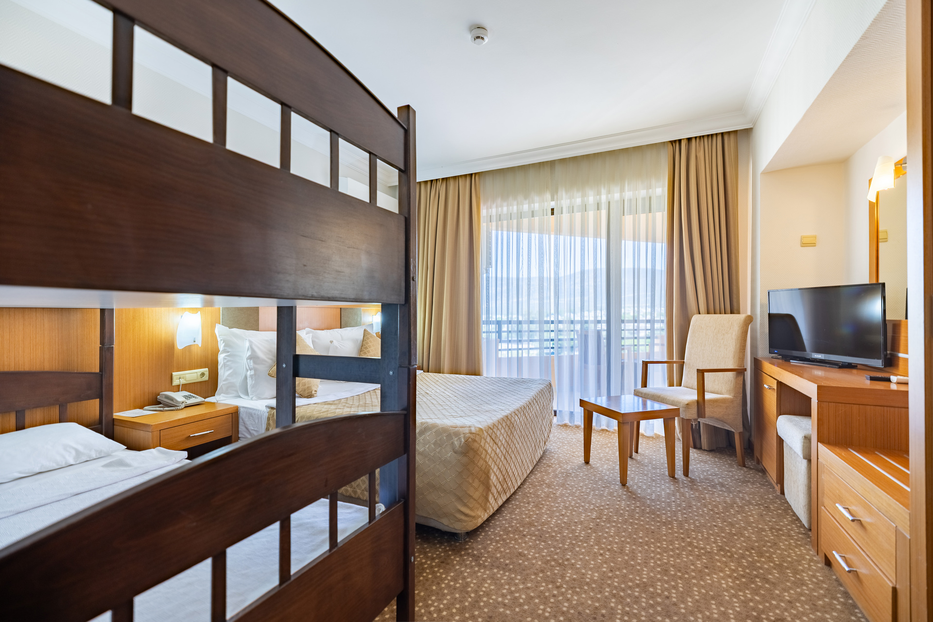 The Holiday Resort Hotel