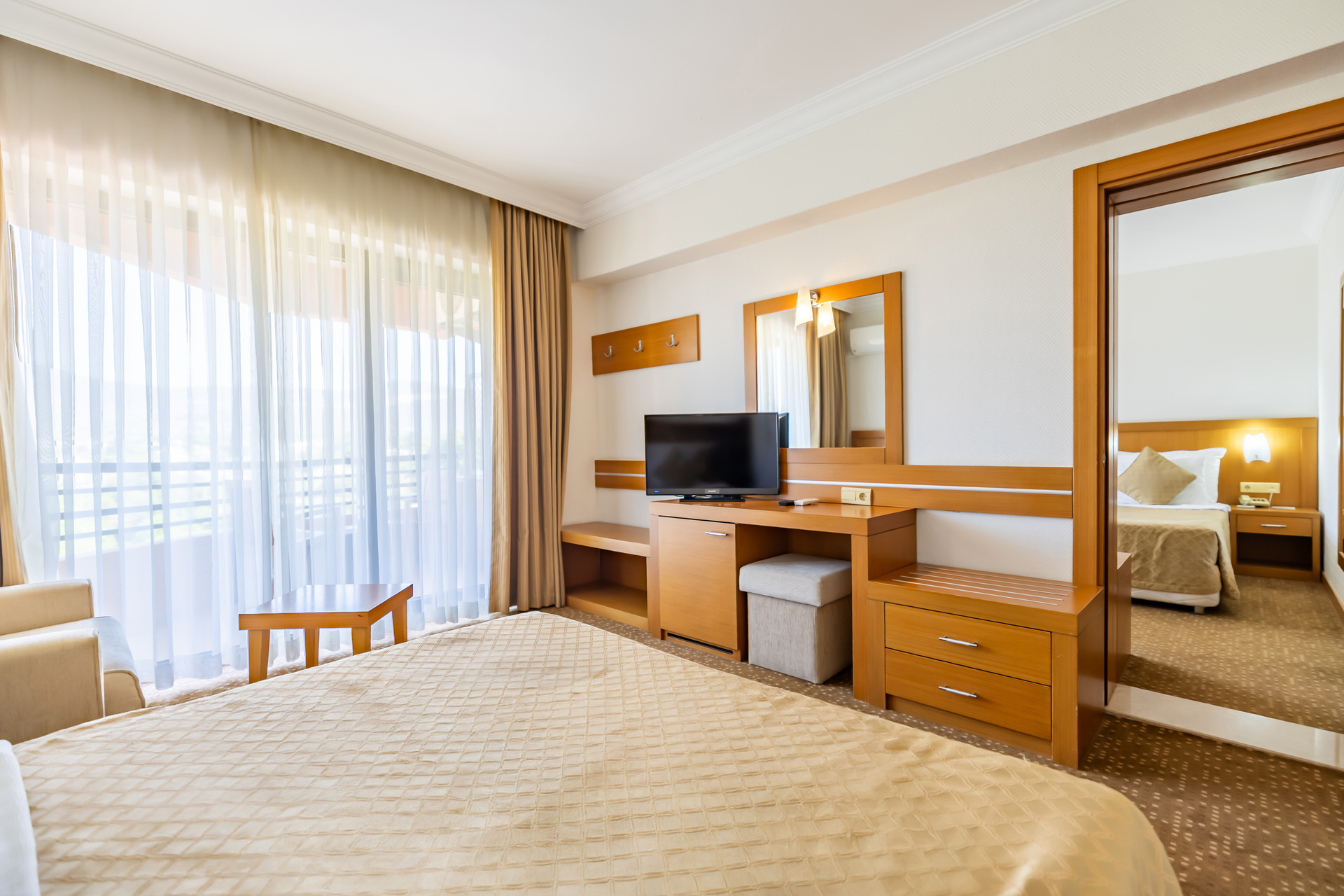 The Holiday Resort Hotel