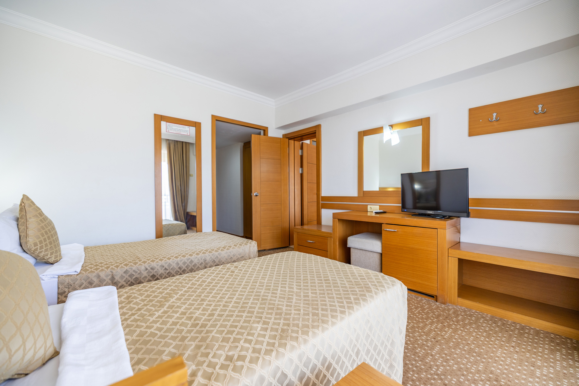 The Holiday Resort Hotel