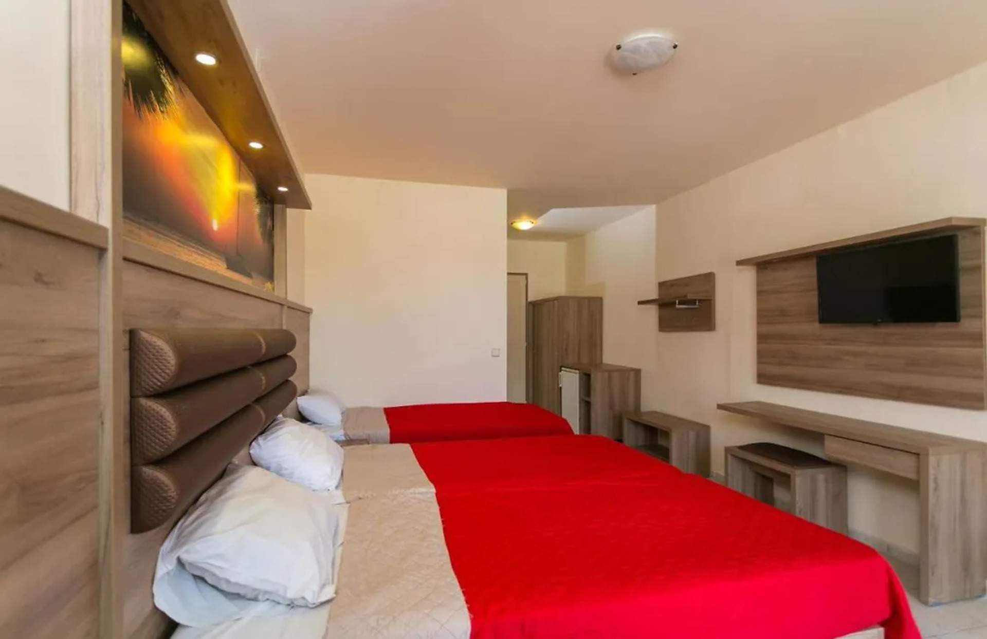 dal travel SunBay Hotel