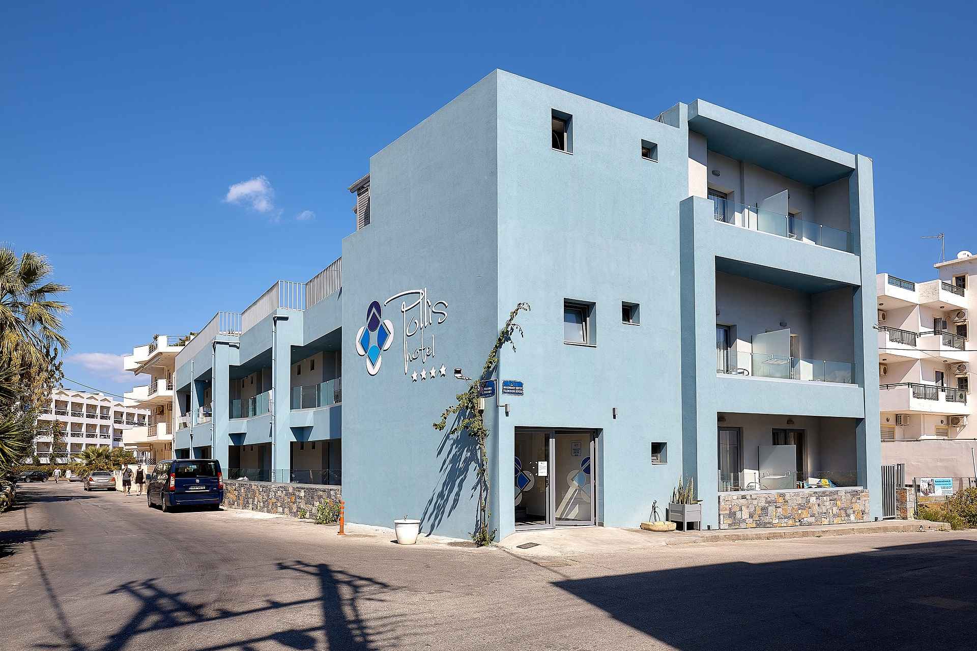 Pollis Hotel
