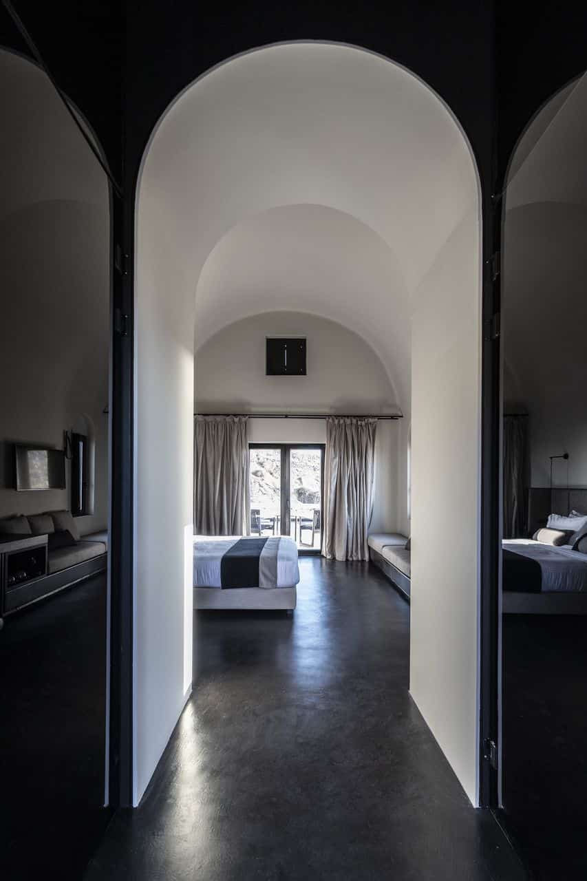 Nimbus Santorini Hotel