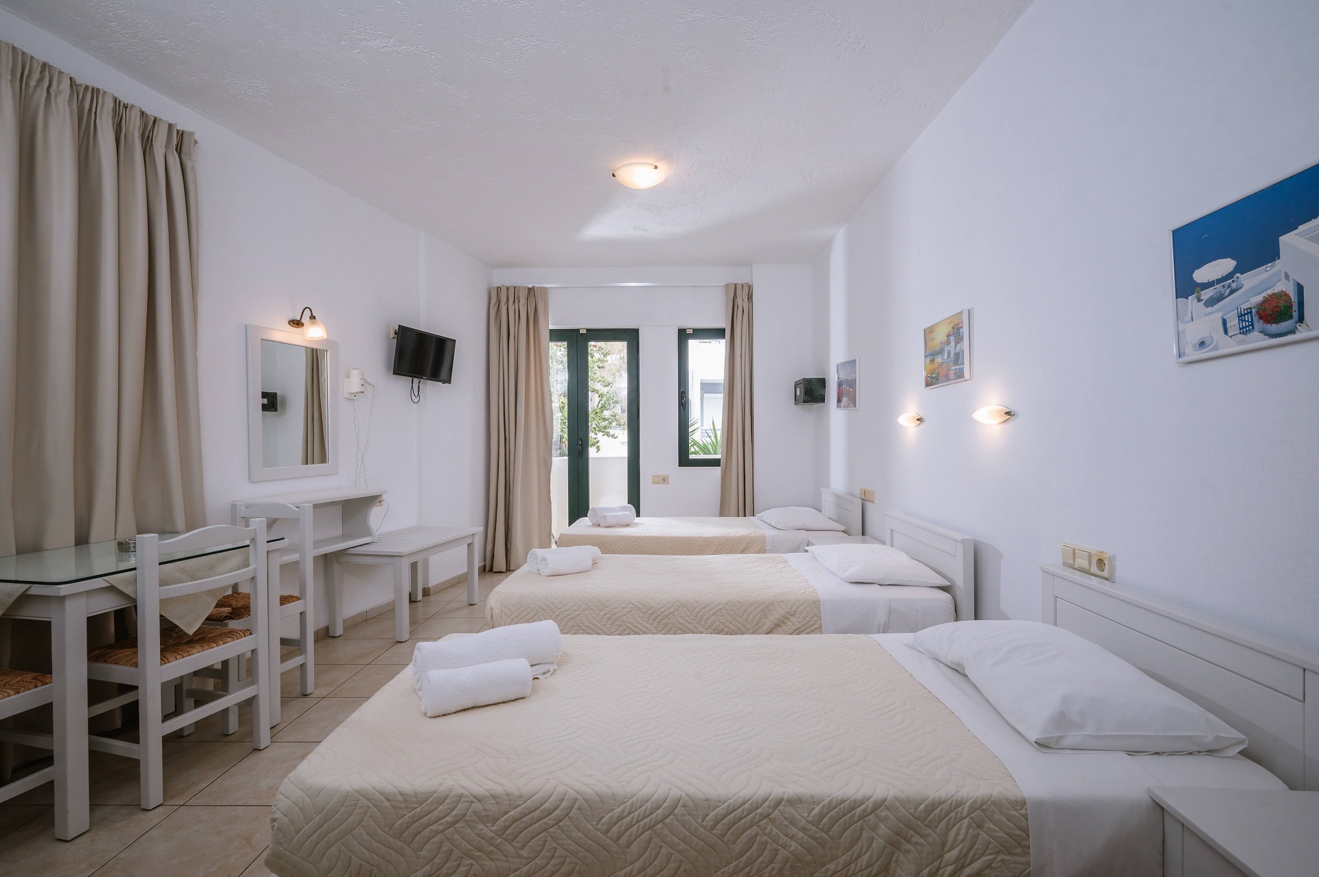 dal travel Dionysos Apartments and Studios